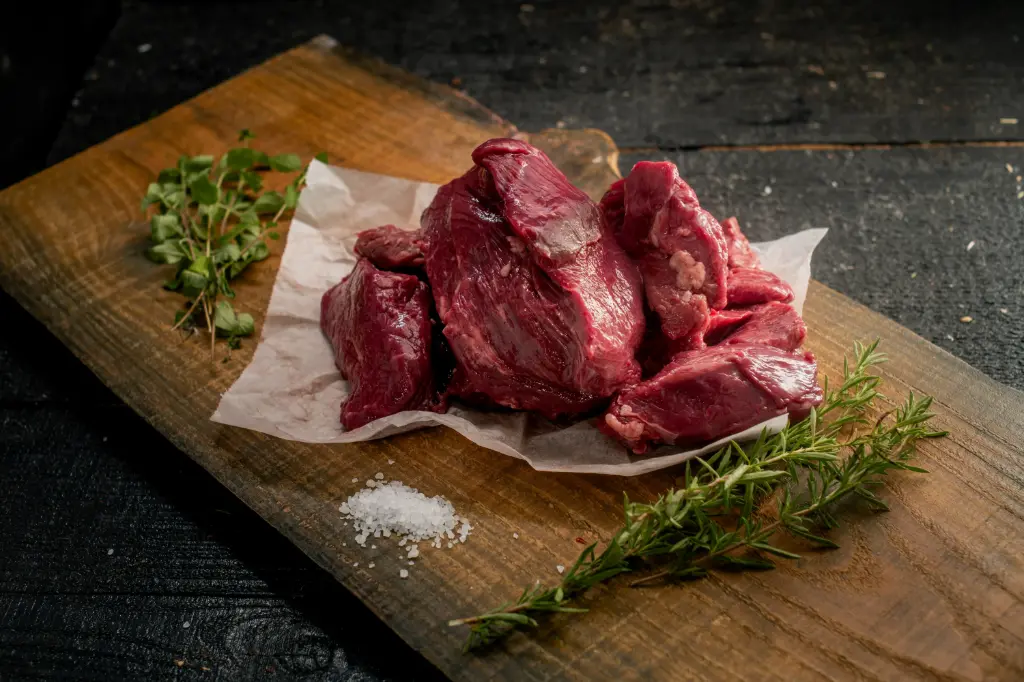 Steak tartaar vlees 1 kg - RAUWR Grasgevoerd Rundvlees