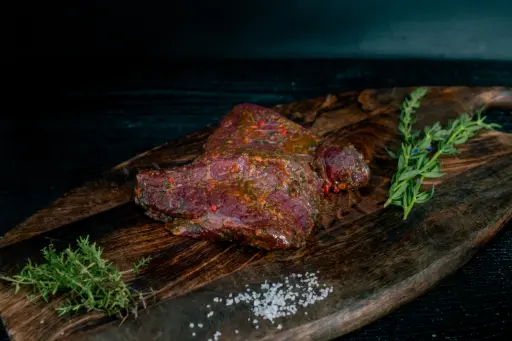 Pepersteak 300 gr - RAUWR Grasgevoerd Rundvlees
